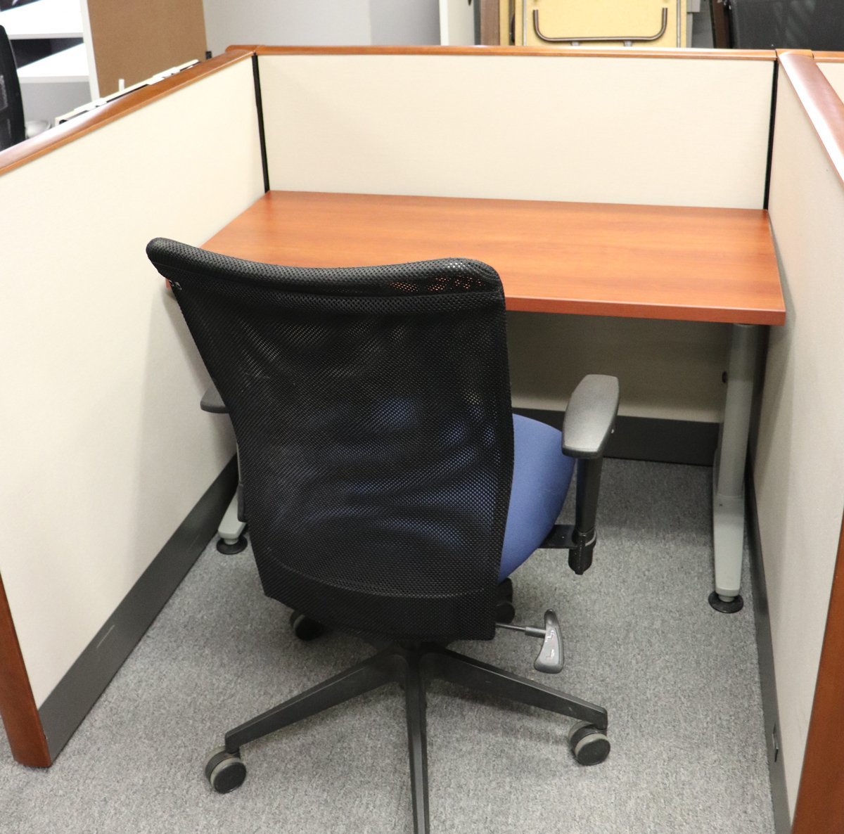 Pre Owned Office Furniture Business Furniture Systems